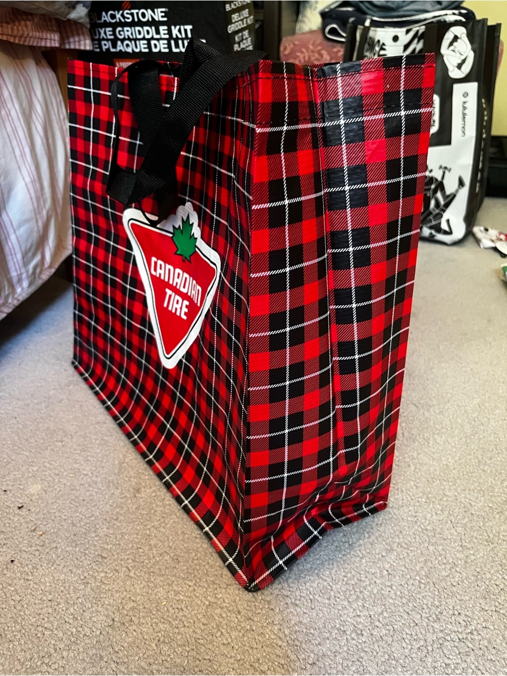 Canadian Birkin red and black shopping bag from Canadian Tire - Picture 2 of 3